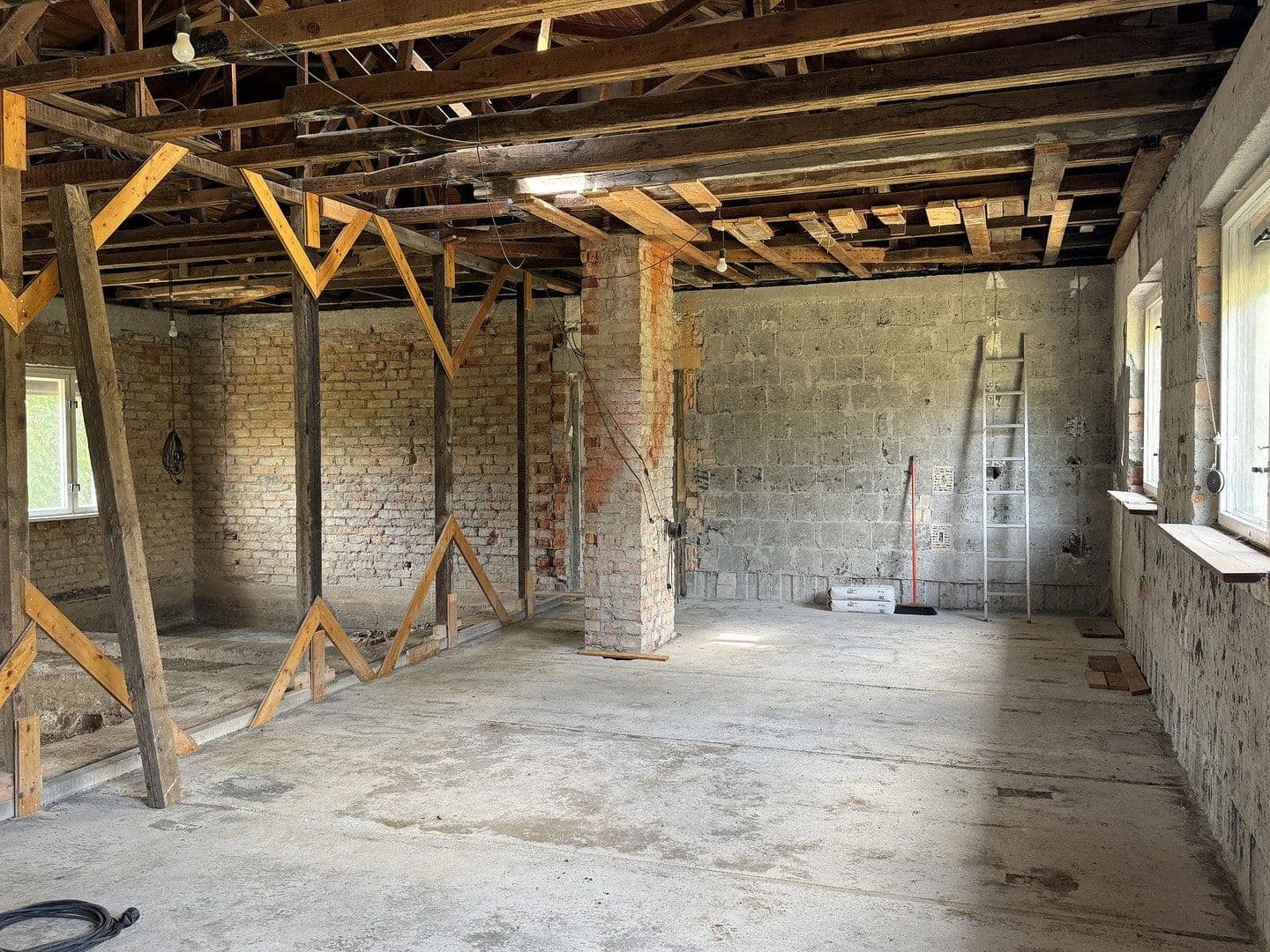 Prodej domu 80 m², pozemek 1.020 m², Leipzig, Sasko Prodej domu 80 m², pozemek 1.020 m², Leipzig, Sasko