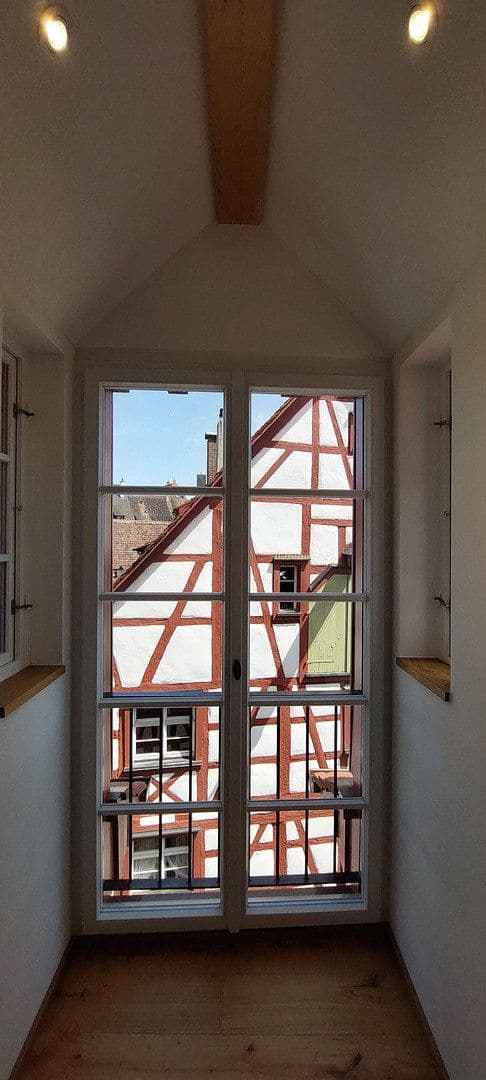 Pronájem bytu 3+1 60 m², Winzergasse 20, Meersburg, Bádensko-Württembersko Pronájem bytu 3+1 60 m², Winzergasse 20, Meersburg, Bádensko-Württembersko