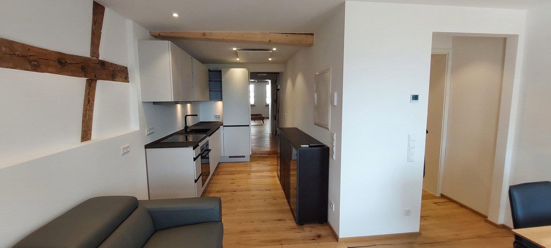 Pronájem bytu 3+1 60 m², Winzergasse 20, Meersburg, Bádensko-Württembersko Pronájem bytu 3+1 60 m², Winzergasse 20, Meersburg, Bádensko-Württembersko