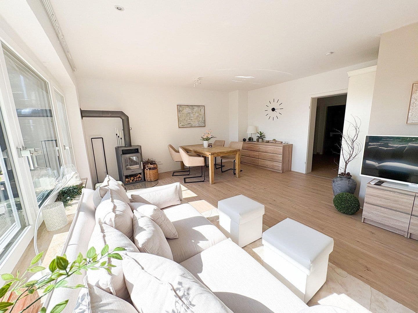 Prodej bytu 3+kk 118 m², Auenwald, Bádensko-Württembersko Prodej bytu 3+kk 118 m², Auenwald, Bádensko-Württembersko