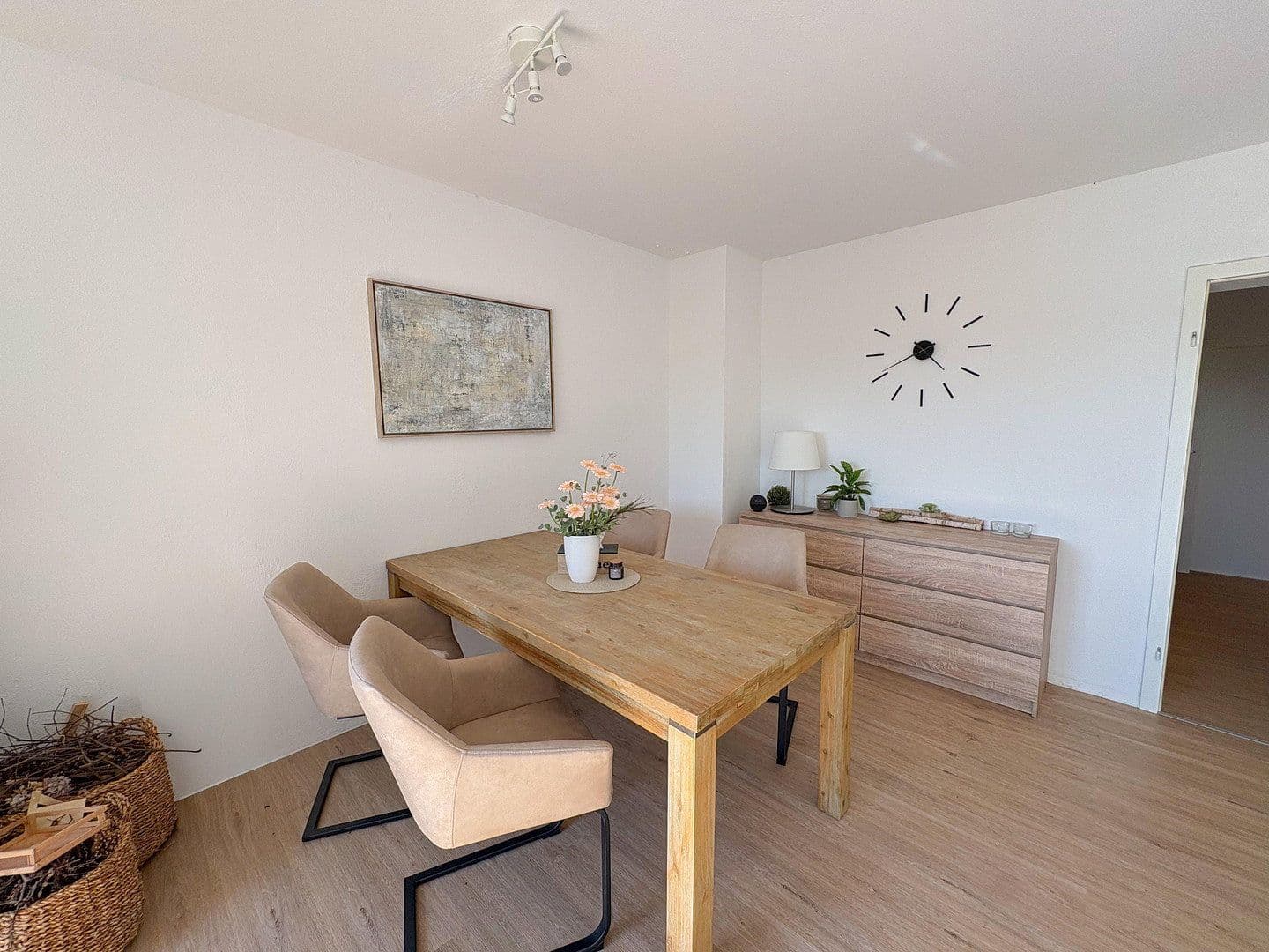 Prodej bytu 3+kk 118 m², Auenwald, Bádensko-Württembersko Prodej bytu 3+kk 118 m², Auenwald, Bádensko-Württembersko