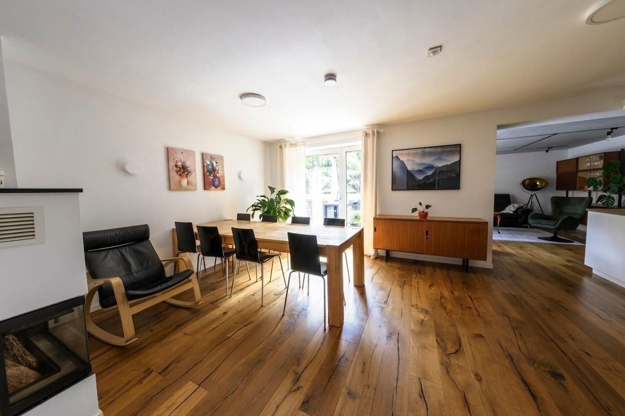Pronájem bytu 2+kk 96 m², Stuttgart-Weilimdorf, Bádensko-Württembersko Pronájem bytu 2+kk 96 m², Stuttgart-Weilimdorf, Bádensko-Württembersko