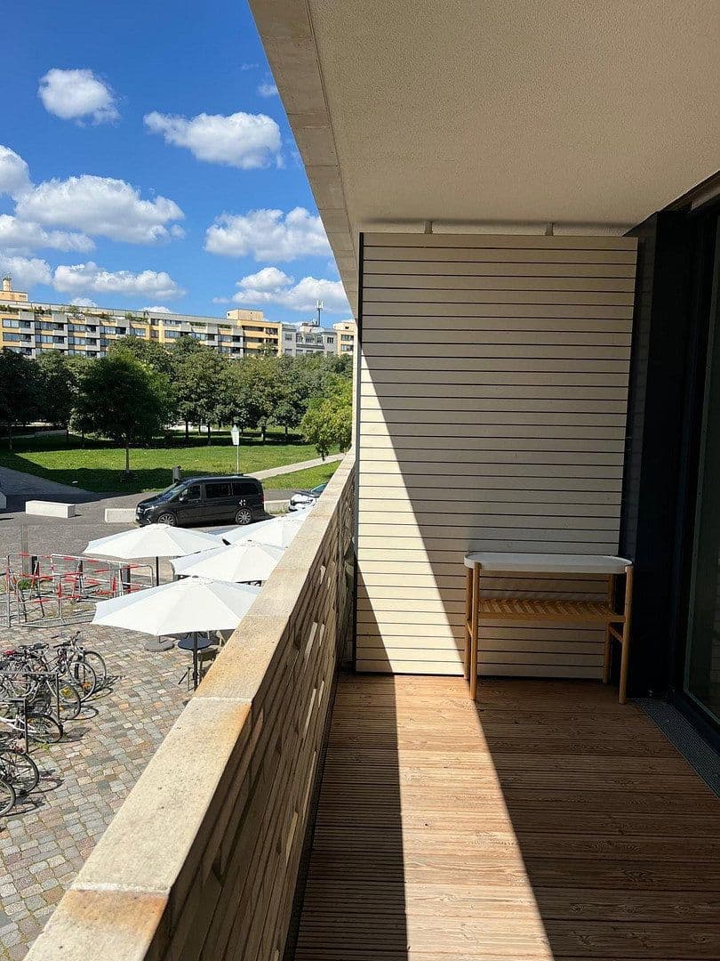 Pronájem bytu 2+1 82 m², Fromet-und-Moses-Mendelsohn-Platz 2, Berlin, Berlín Pronájem bytu 2+1 82 m², Fromet-und-Moses-Mendelsohn-Platz 2, Berlin, Berlín