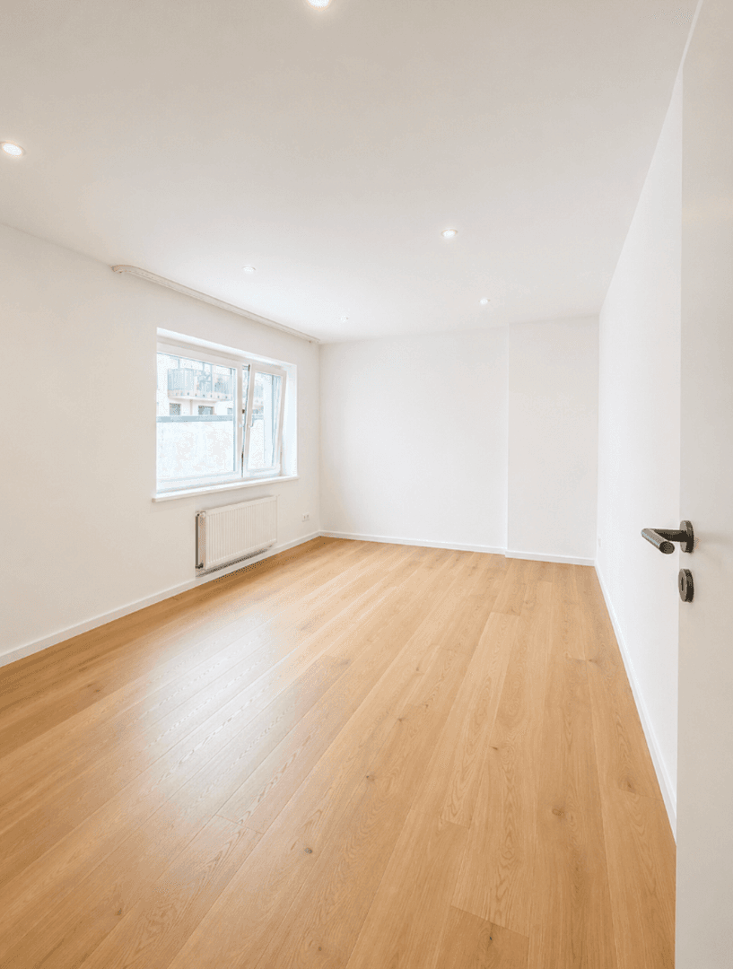 Prodej bytu 3+kk 74 m², Düsseldorf, Severní Porýní-Vestfálsko Prodej bytu 3+kk 74 m², Düsseldorf, Severní Porýní-Vestfálsko