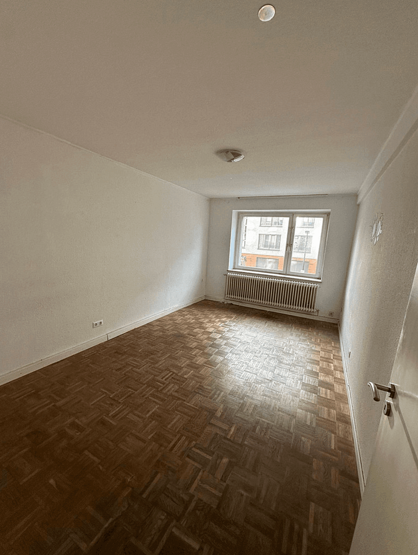 Prodej bytu 3+kk 73 m², Düsseldorf, Severní Porýní-Vestfálsko Prodej bytu 3+kk 73 m², Düsseldorf, Severní Porýní-Vestfálsko