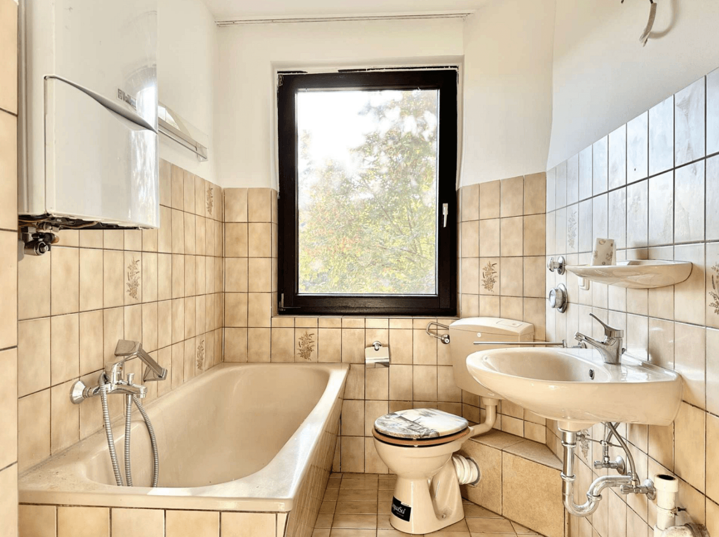 Prodej bytu 2+1 55 m², Köln, Severní Porýní-Vestfálsko Prodej bytu 2+1 55 m², Köln, Severní Porýní-Vestfálsko