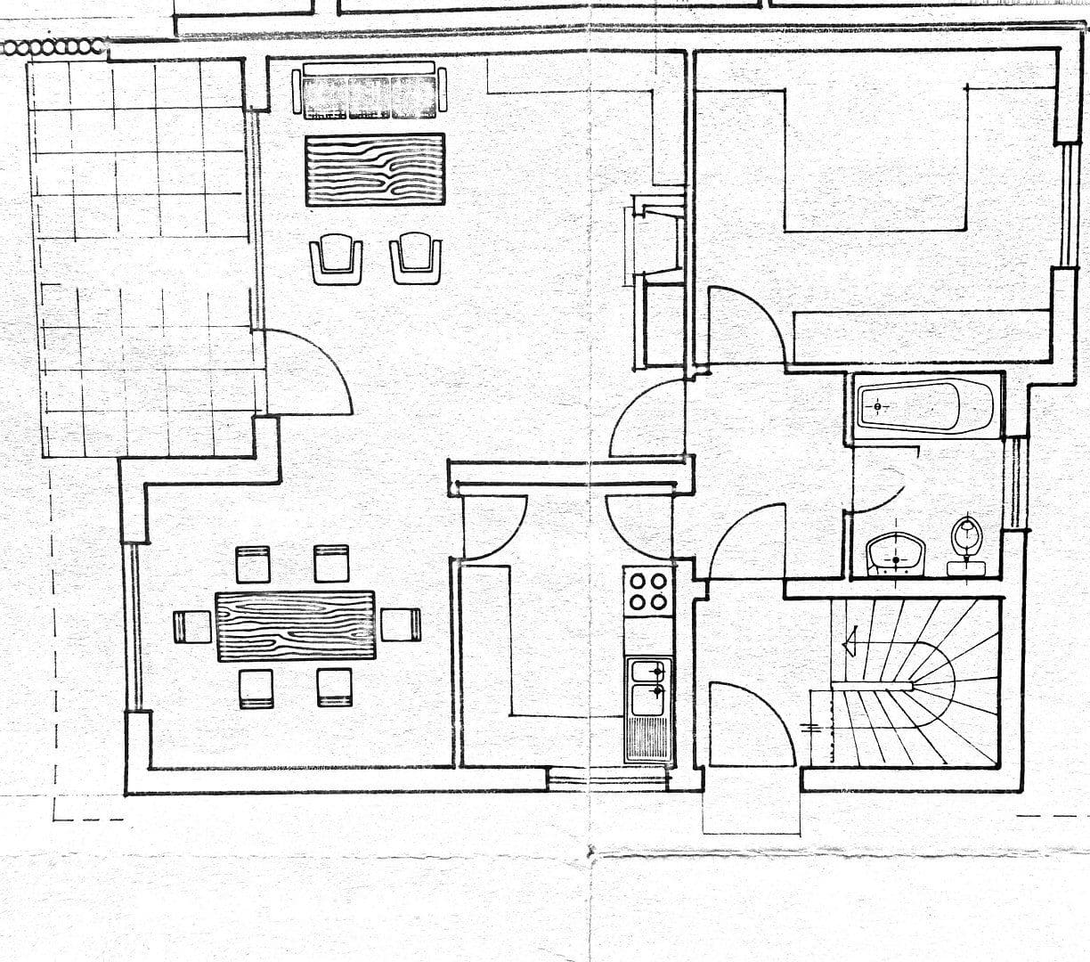Prodej domu 146 m², pozemek 332 m², Schmitten im Taunus, Hessen Prodej domu 146 m², pozemek 332 m², Schmitten im Taunus, Hessen
