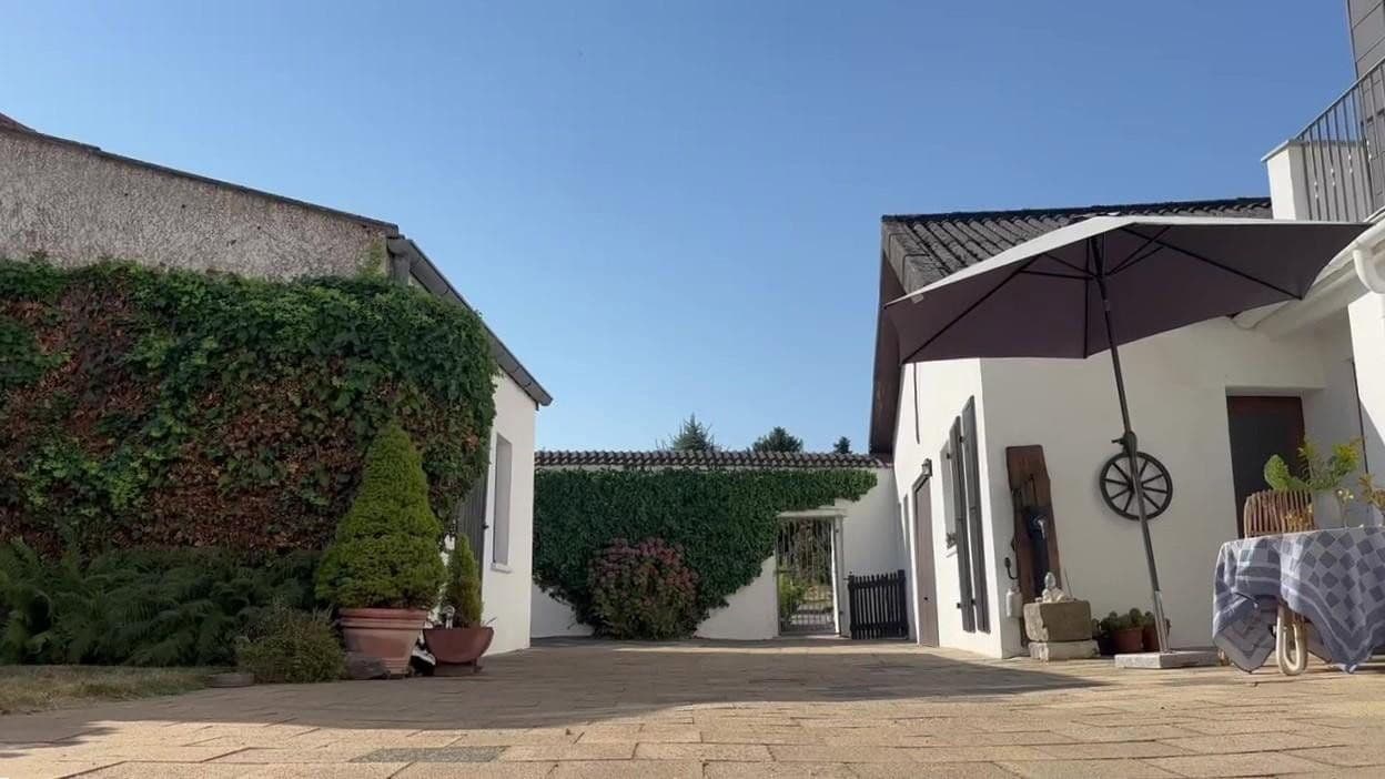 Prodej domu 160 m², pozemek 1.456 m², Schulstraße 1-3, Baesweiler, Severní Porýní-Vestfálsko Prodej domu 160 m², pozemek 1.456 m², Schulstraße 1-3, Baesweiler, Severní Porýní-Vestfálsko