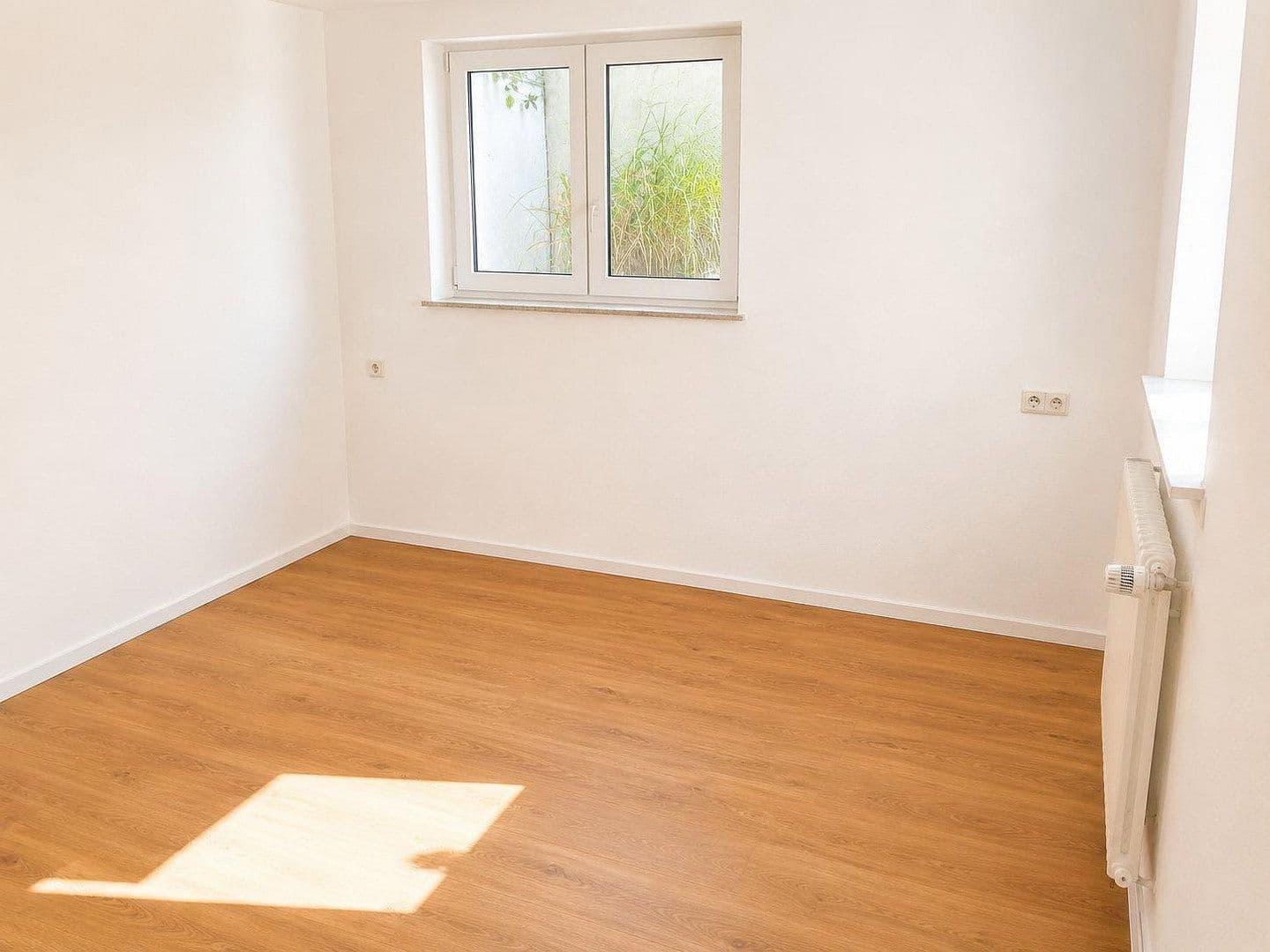 Pronájem bytu 3+kk 78 m², Reutlingen, Bádensko-Württembersko Pronájem bytu 3+kk 78 m², Reutlingen, Bádensko-Württembersko