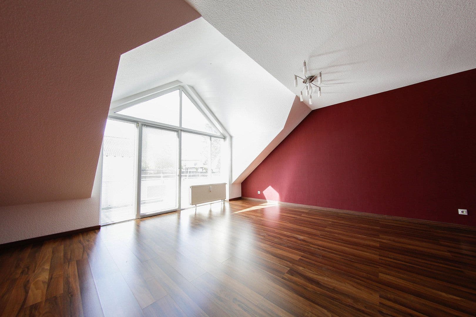 Prodej bytu 4+1 94 m², Wendelsheim, Porýní-Falc Prodej bytu 4+1 94 m², Wendelsheim, Porýní-Falc
