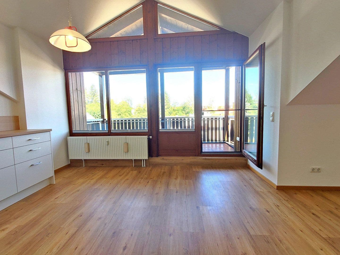 Prodej bytu 2+1 69 m², Grafing bei München, Bavorsko Prodej bytu 2+1 69 m², Grafing bei München, Bavorsko