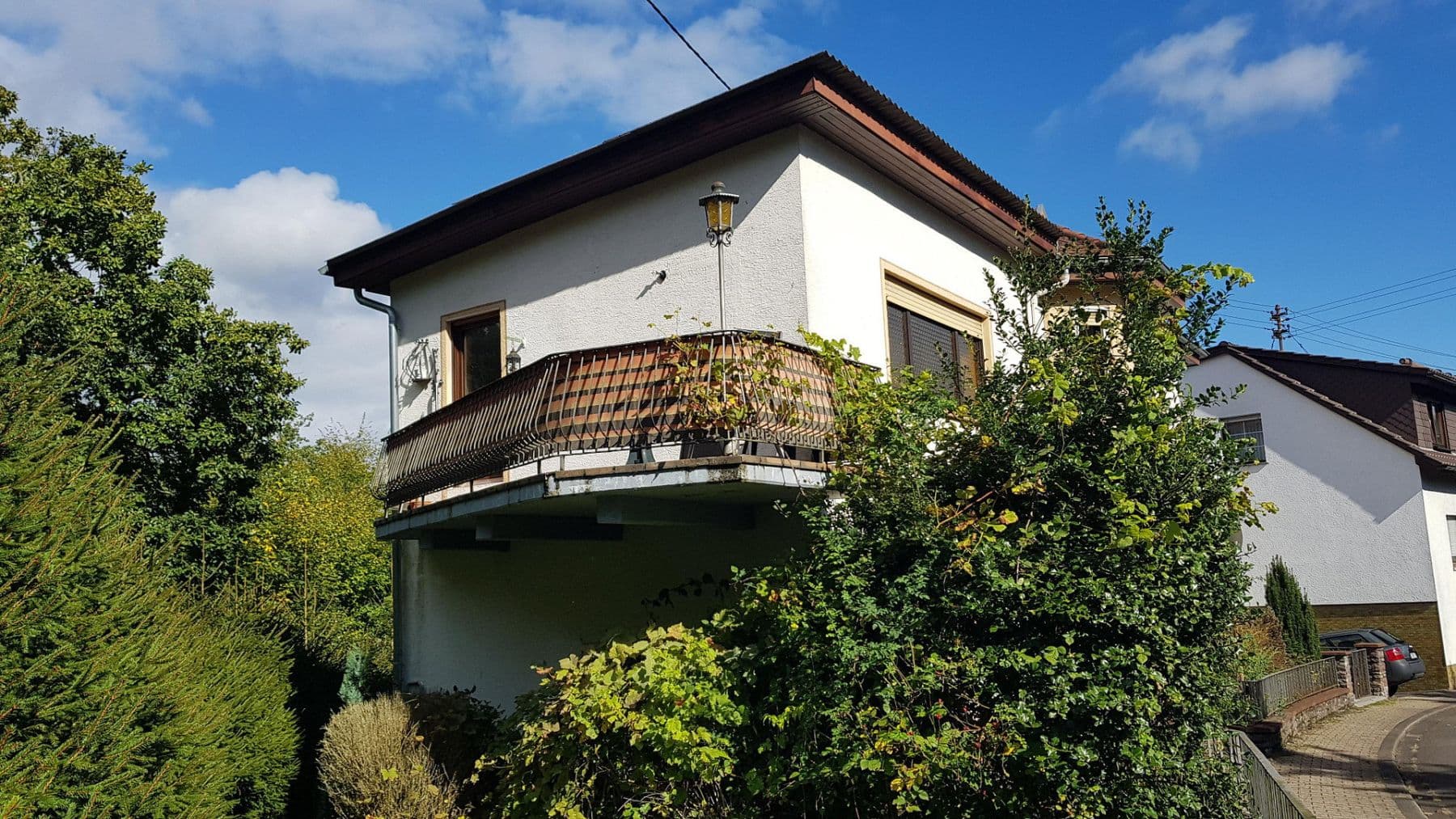 Prodej domu 145 m², pozemek 318 m², Homerich 9, Idar-Oberstein, Porýní-Falc Prodej domu 145 m², pozemek 318 m², Homerich 9, Idar-Oberstein, Porýní-Falc