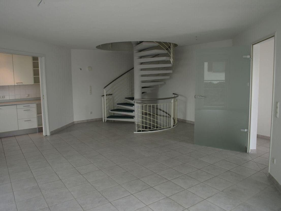 Pronájem domu 143 m², pozemek 200 m², Alleestr. 2b, Unterschleißheim, Bavorsko Pronájem domu 143 m², pozemek 200 m², Alleestr. 2b, Unterschleißheim, Bavorsko