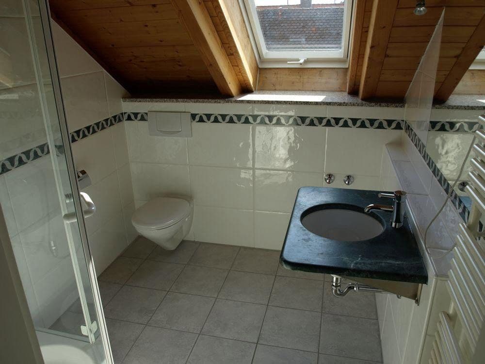 Pronájem domu 143 m², pozemek 200 m², Alleestr. 2b, Unterschleißheim, Bavorsko Pronájem domu 143 m², pozemek 200 m², Alleestr. 2b, Unterschleißheim, Bavorsko