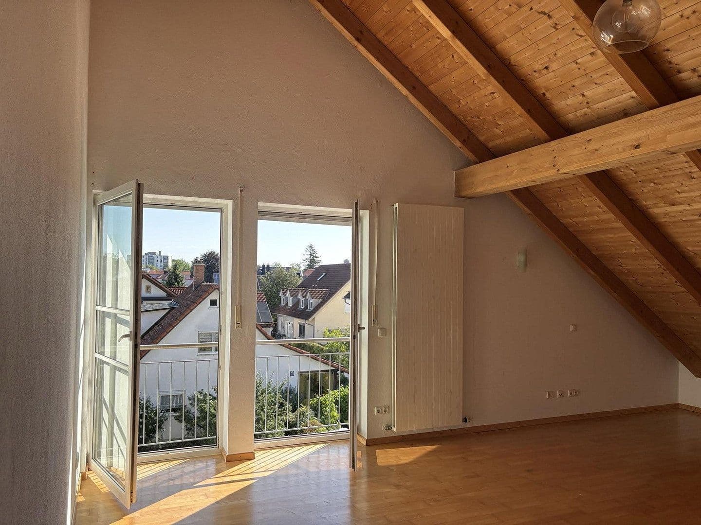 Pronájem domu 143 m², pozemek 200 m², Alleestr. 2b, Unterschleißheim, Bavorsko Pronájem domu 143 m², pozemek 200 m², Alleestr. 2b, Unterschleißheim, Bavorsko