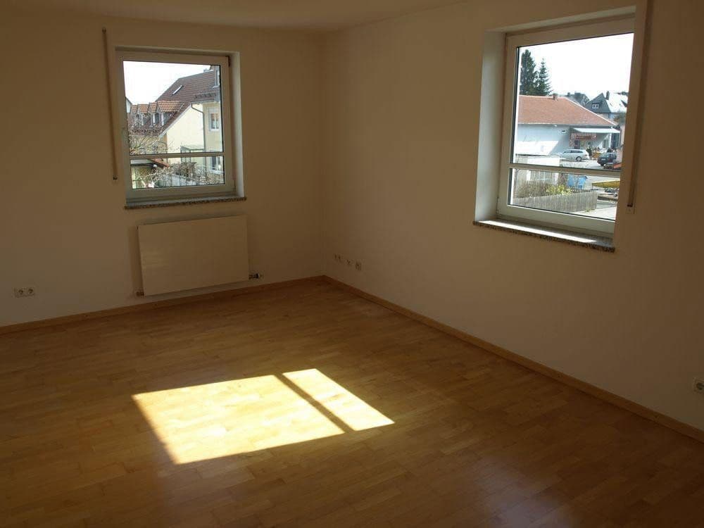 Pronájem domu 143 m², pozemek 200 m², Alleestr. 2b, Unterschleißheim, Bavorsko Pronájem domu 143 m², pozemek 200 m², Alleestr. 2b, Unterschleißheim, Bavorsko
