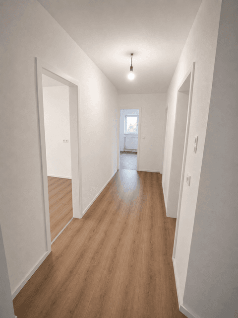 Pronájem bytu 3+1 88 m², Puderbach, Porýní-Falc Pronájem bytu 3+1 88 m², Puderbach, Porýní-Falc