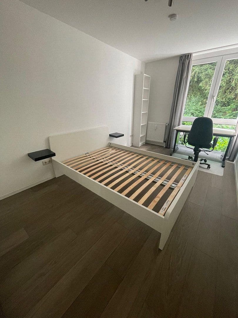 Pronájem bytu 2+1 37 m², Passstraße 117, Cáchy, Severní Porýní-Vestfálsko Pronájem bytu 2+1 37 m², Passstraße 117, Cáchy, Severní Porýní-Vestfálsko