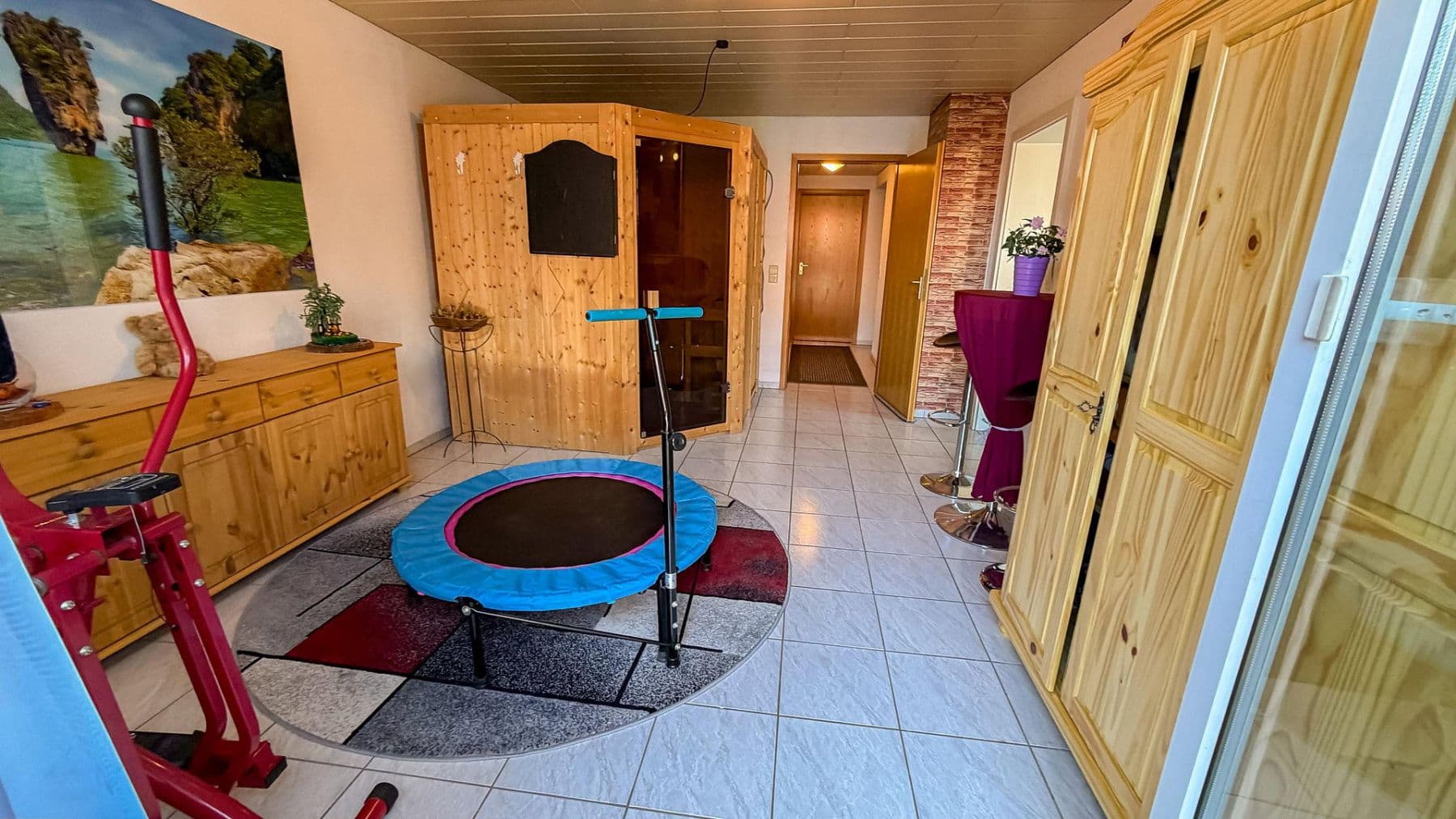 Prodej domu 170 m², pozemek 270 m², Zollernstr. 22/1, Kohlberg, Bádensko-Württembersko Prodej domu 170 m², pozemek 270 m², Zollernstr. 22/1, Kohlberg, Bádensko-Württembersko