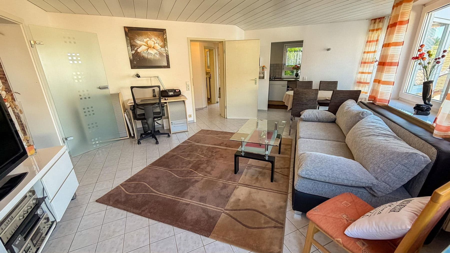 Prodej domu 170 m², pozemek 270 m², Zollernstr. 22/1, Kohlberg, Bádensko-Württembersko Prodej domu 170 m², pozemek 270 m², Zollernstr. 22/1, Kohlberg, Bádensko-Württembersko