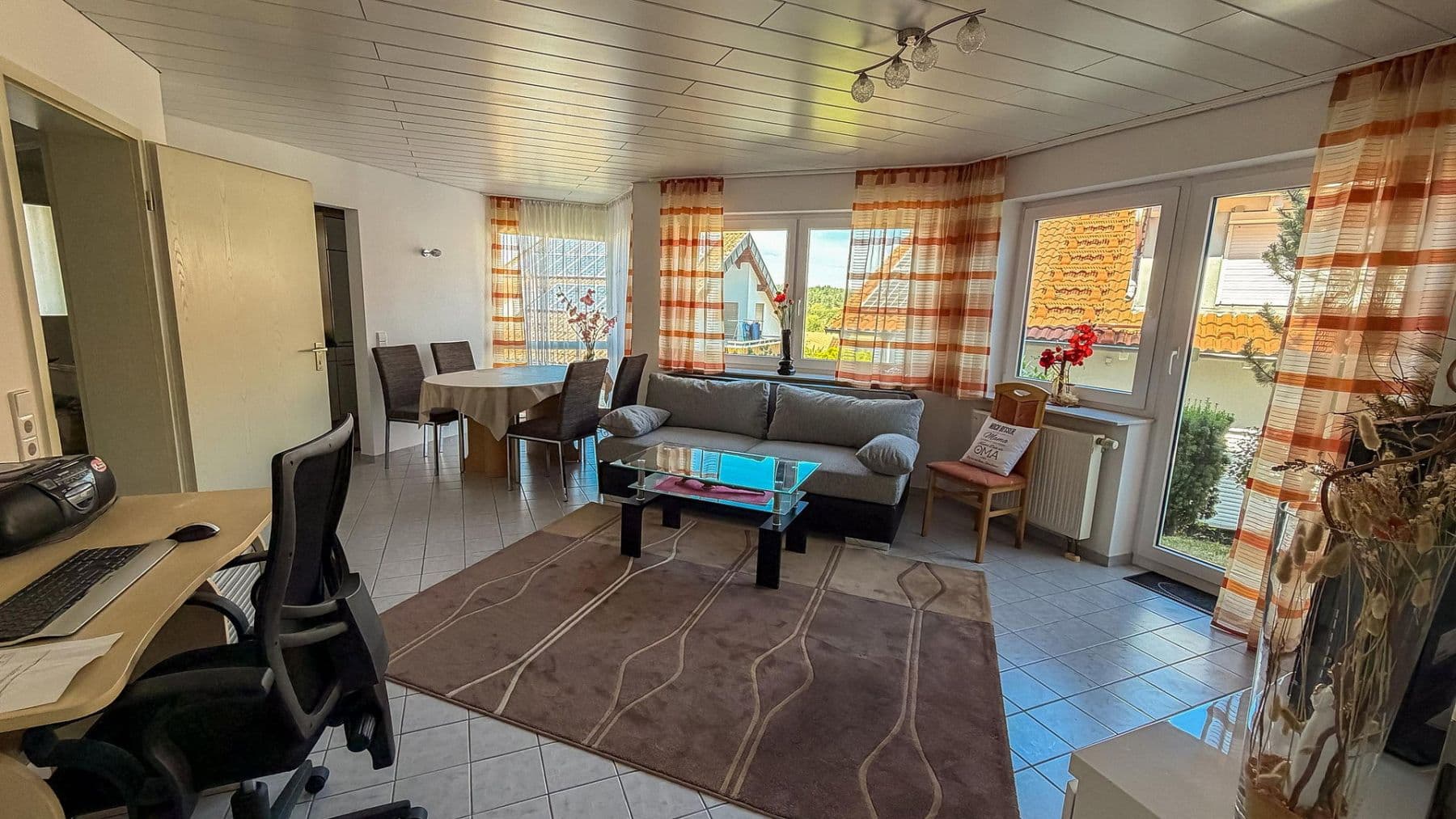Prodej domu 170 m², pozemek 270 m², Zollernstr. 22/1, Kohlberg, Bádensko-Württembersko Prodej domu 170 m², pozemek 270 m², Zollernstr. 22/1, Kohlberg, Bádensko-Württembersko