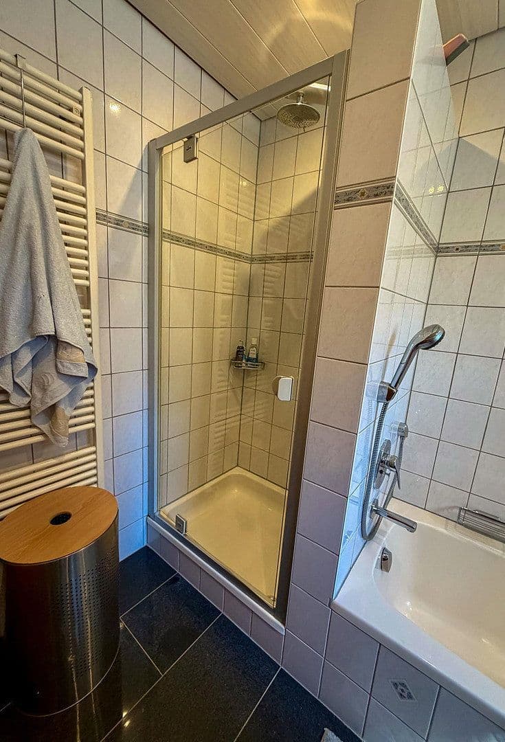 Prodej domu 170 m², pozemek 270 m², Zollernstr. 22/1, Kohlberg, Bádensko-Württembersko Prodej domu 170 m², pozemek 270 m², Zollernstr. 22/1, Kohlberg, Bádensko-Württembersko