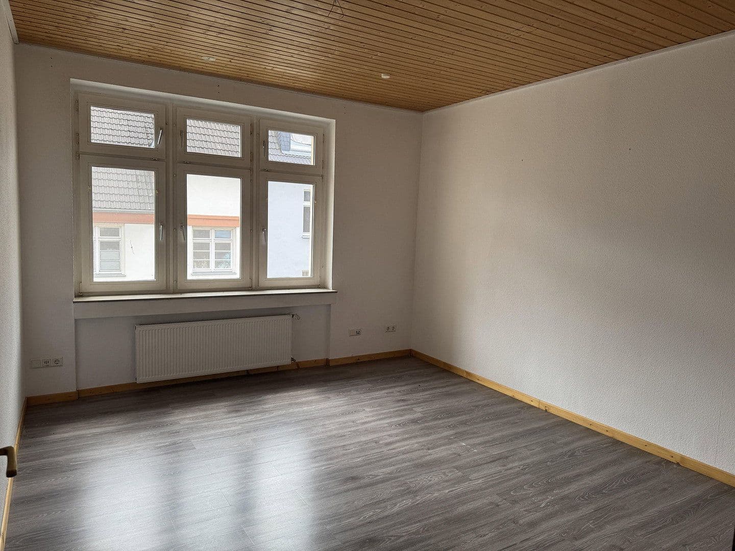 Pronájem bytu 2+1 59 m², Königstraße 25, Hagen, Severní Porýní-Vestfálsko Pronájem bytu 2+1 59 m², Königstraße 25, Hagen, Severní Porýní-Vestfálsko