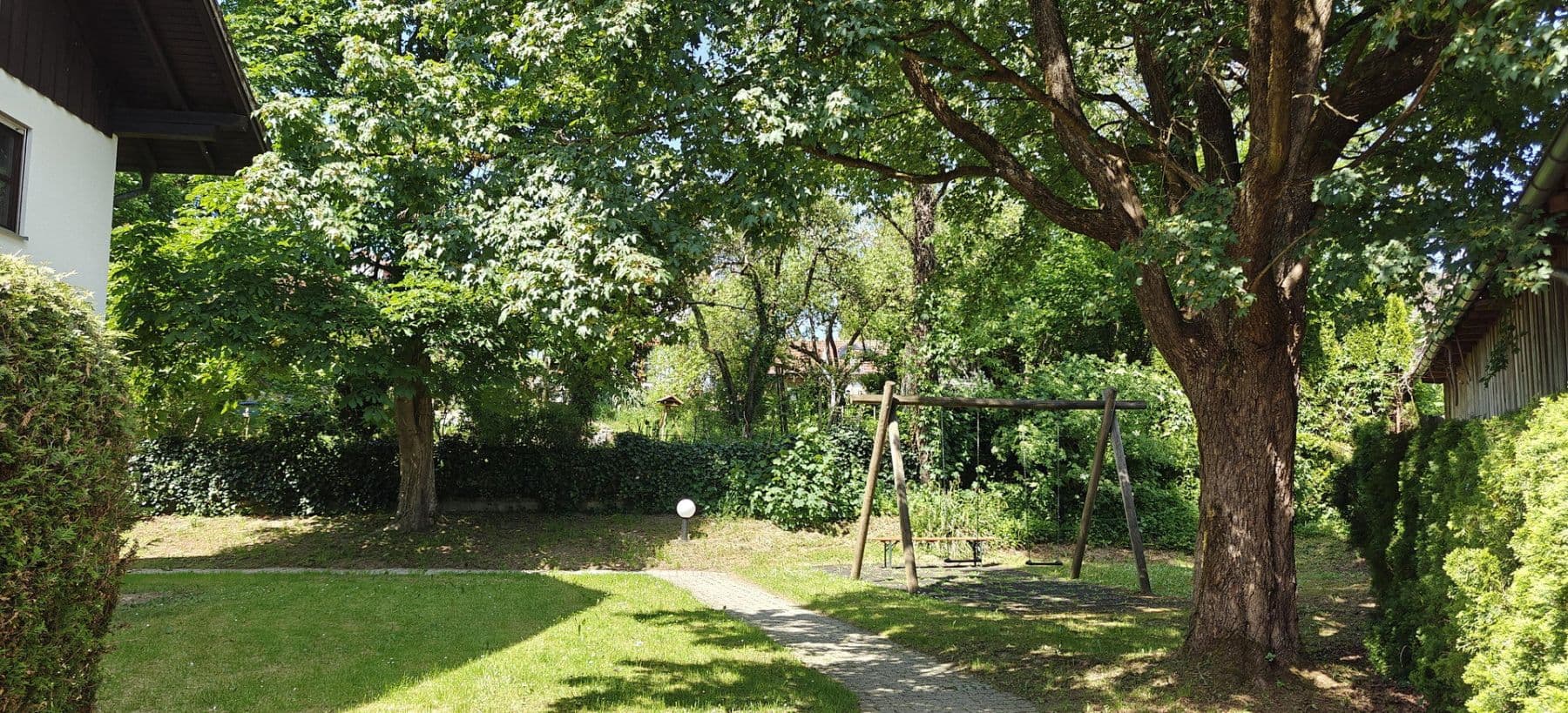 Pronájem bytu 4+1 136 m², Zinnebergerstr. 13, Glonn, Bavorsko Pronájem bytu 4+1 136 m², Zinnebergerstr. 13, Glonn, Bavorsko