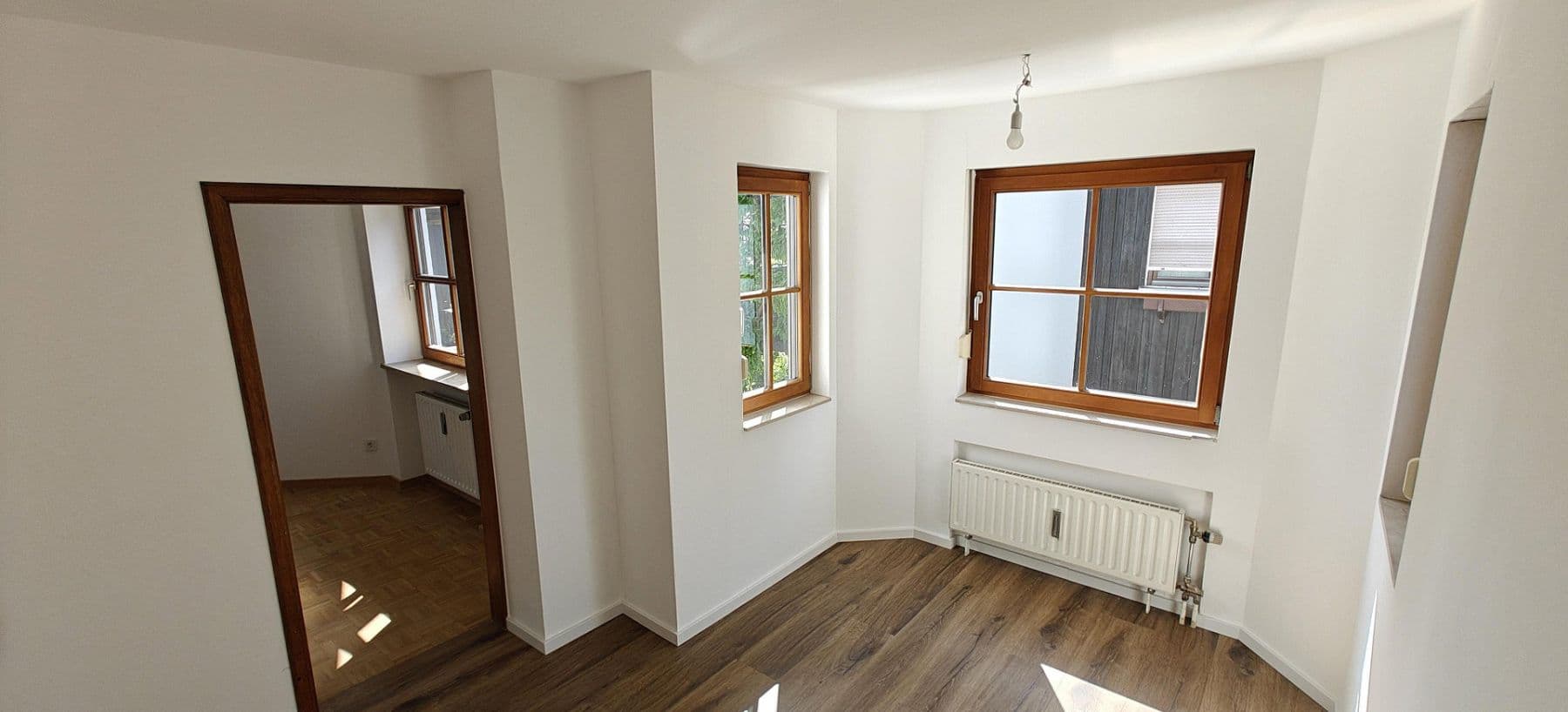 Pronájem bytu 4+1 136 m², Zinnebergerstr. 13, Glonn, Bavorsko Pronájem bytu 4+1 136 m², Zinnebergerstr. 13, Glonn, Bavorsko
