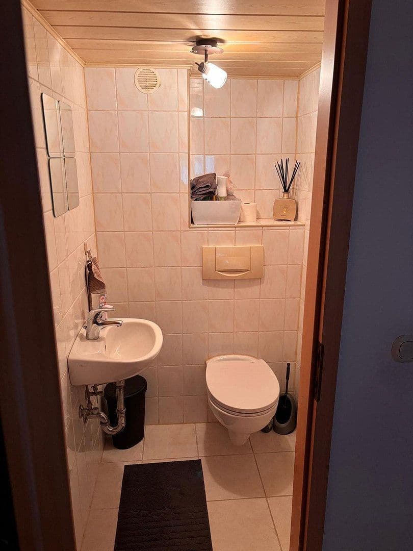 Prodej domu 122 m², pozemek 198 m², Flörsheim, Hessen Prodej domu 122 m², pozemek 198 m², Flörsheim, Hessen