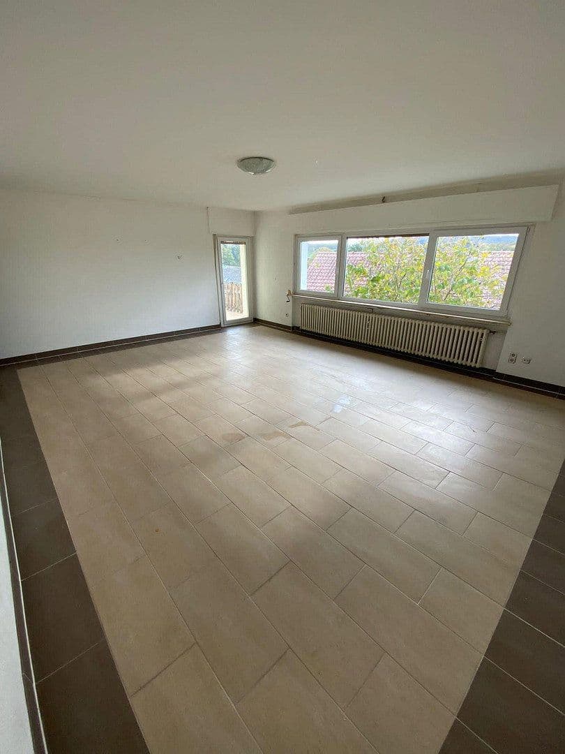 Prodej domu 255 m², pozemek 524 m², Lollar, Hessen Prodej domu 255 m², pozemek 524 m², Lollar, Hessen