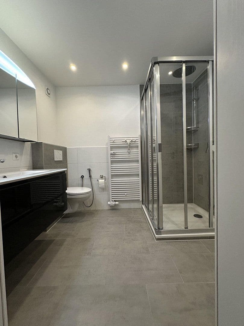 Prodej bytu 4+kk 99 m², Hermannstr. 9, Benningen am Neckar, Bádensko-Württembersko Prodej bytu 4+kk 99 m², Hermannstr. 9, Benningen am Neckar, Bádensko-Württembersko