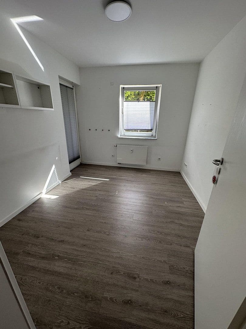 Prodej bytu 4+kk 99 m², Hermannstr. 9, Benningen am Neckar, Bádensko-Württembersko Prodej bytu 4+kk 99 m², Hermannstr. 9, Benningen am Neckar, Bádensko-Württembersko