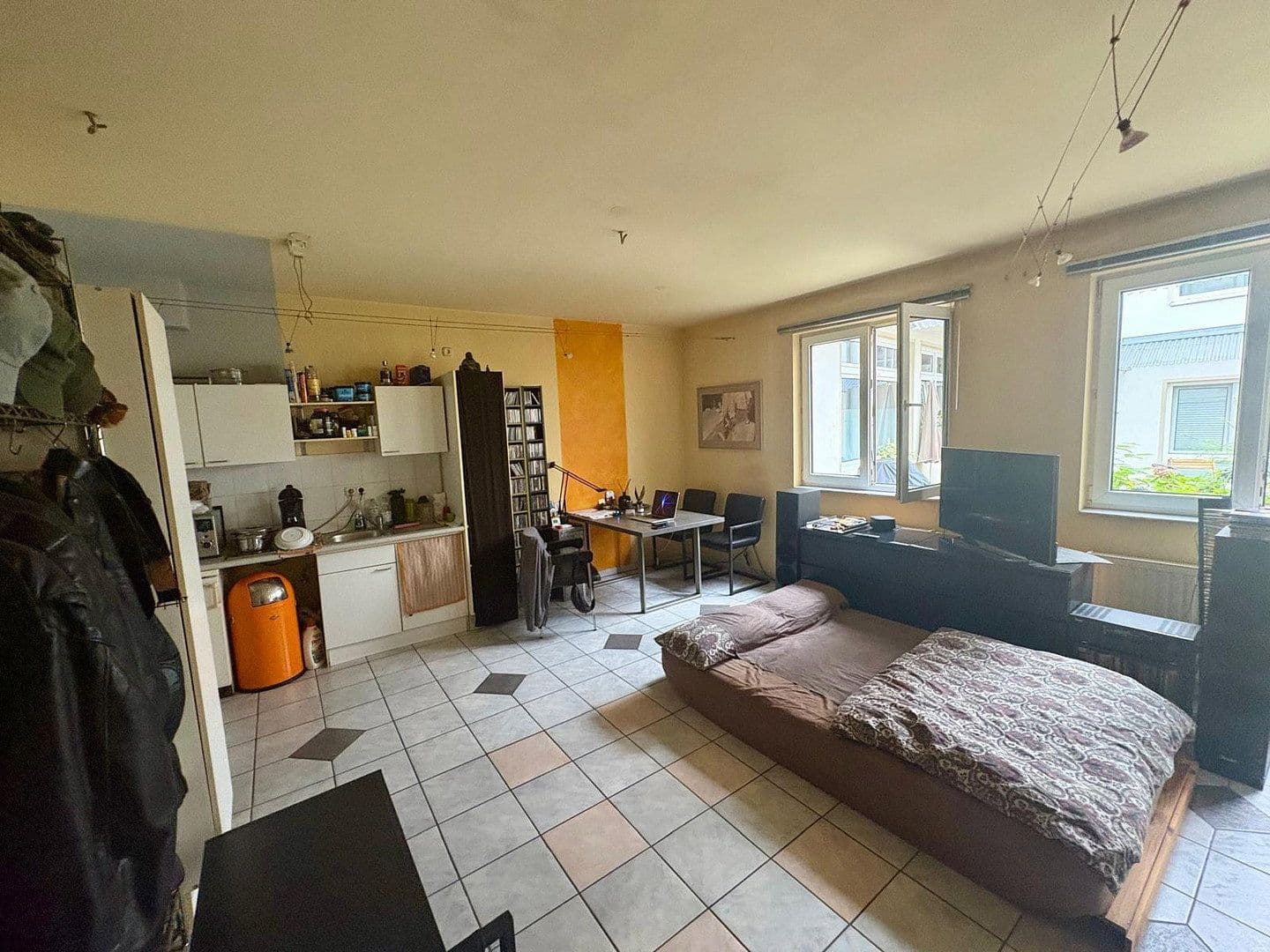 Prodej bytu 1+1 50 m², Follerstraße, 100 A, Köln, Severní Porýní-Vestfálsko Prodej bytu 1+1 50 m², Follerstraße, 100 A, Köln, Severní Porýní-Vestfálsko