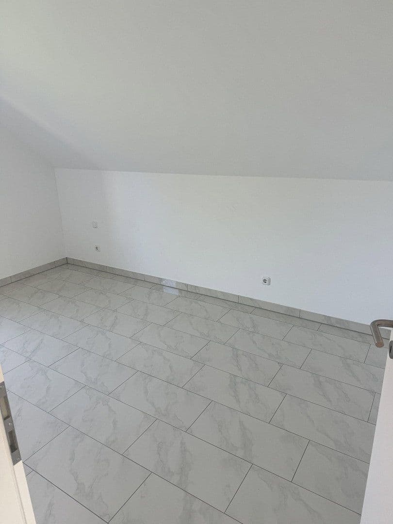 Pronájem domu 121 m², pozemek 400 m², Hamburg, Hamburg Pronájem domu 121 m², pozemek 400 m², Hamburg, Hamburg