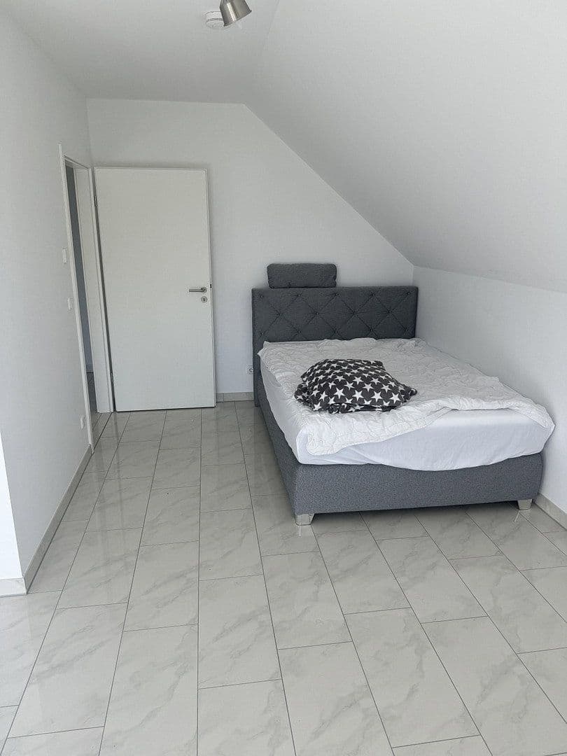 Pronájem domu 121 m², pozemek 400 m², Hamburg, Hamburg Pronájem domu 121 m², pozemek 400 m², Hamburg, Hamburg