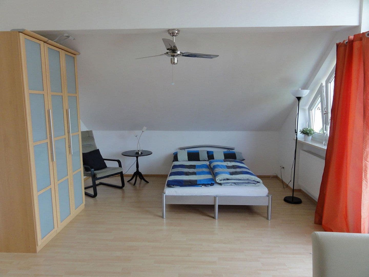 Pronájem bytu 2+1 70 m², Haar, Bavorsko Pronájem bytu 2+1 70 m², Haar, Bavorsko