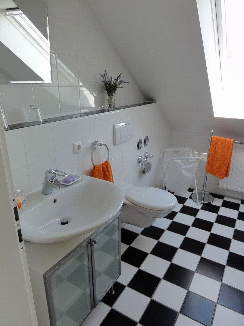 Pronájem bytu 2+1 70 m², Haar, Bavorsko Pronájem bytu 2+1 70 m², Haar, Bavorsko