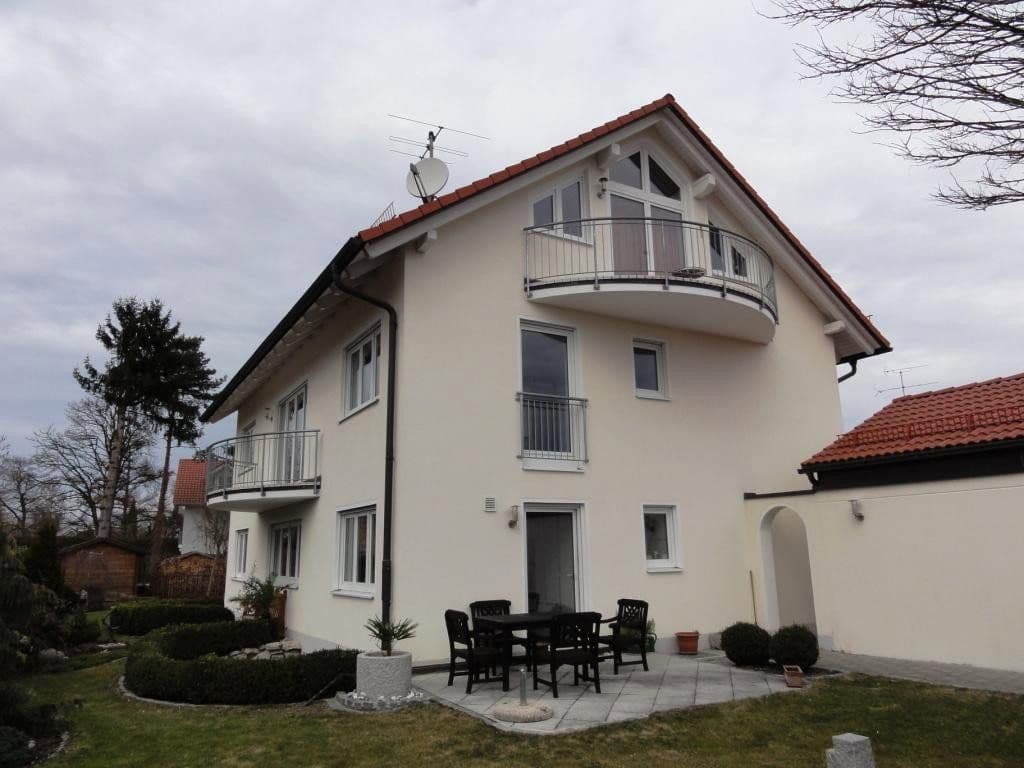 Pronájem bytu 2+1 70 m², Haar, Bavorsko Pronájem bytu 2+1 70 m², Haar, Bavorsko