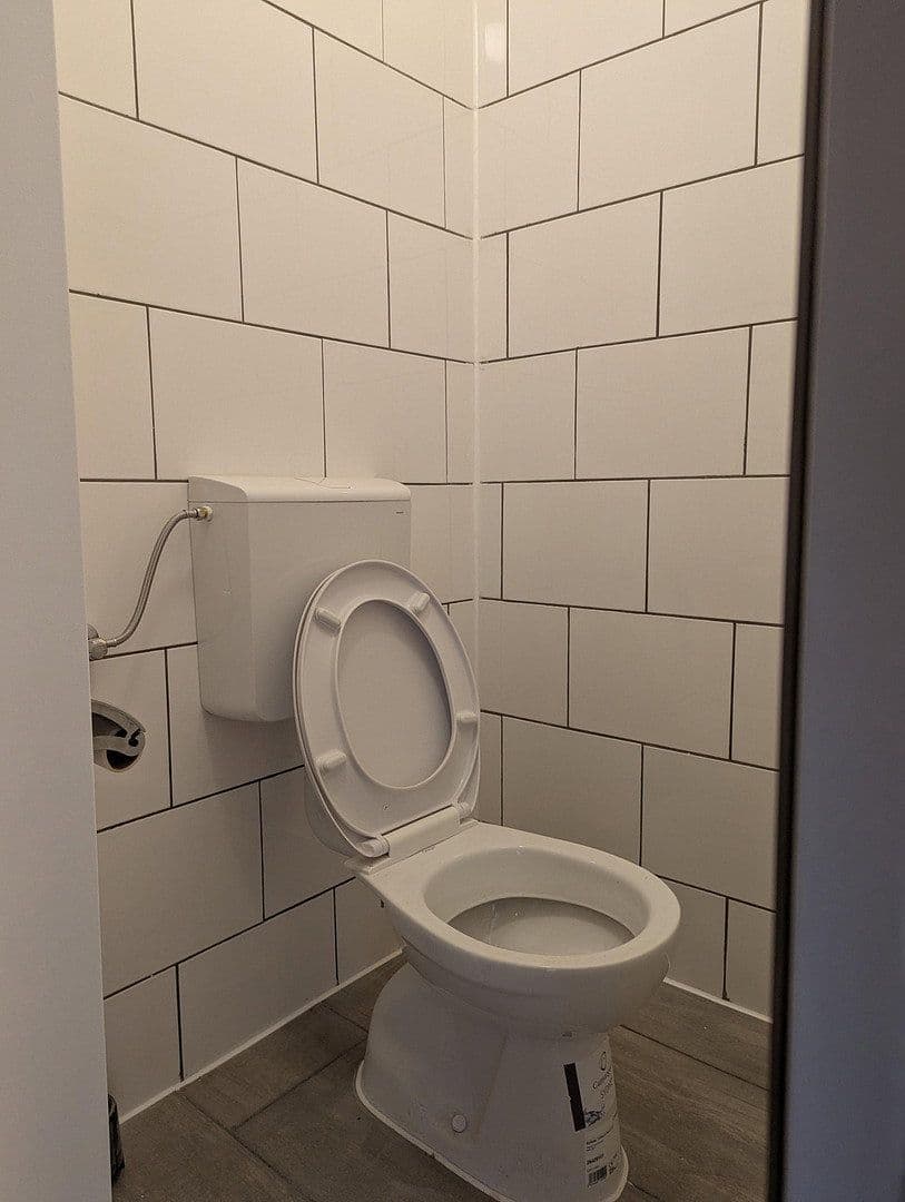 Prodej nebytového prostoru 55 m², Germering-Unterpfaffenhofen, Bavorsko Prodej nebytového prostoru 55 m², Germering-Unterpfaffenhofen, Bavorsko