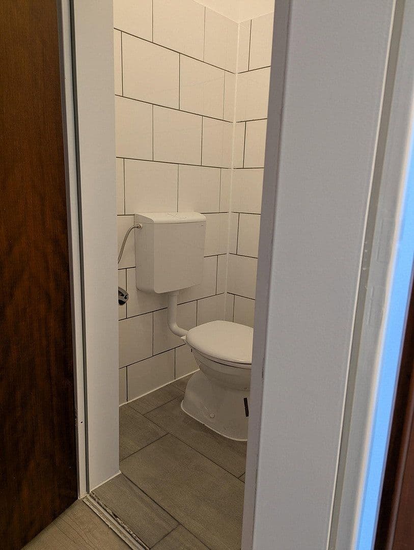 Prodej nebytového prostoru 55 m², Germering-Unterpfaffenhofen, Bavorsko Prodej nebytového prostoru 55 m², Germering-Unterpfaffenhofen, Bavorsko