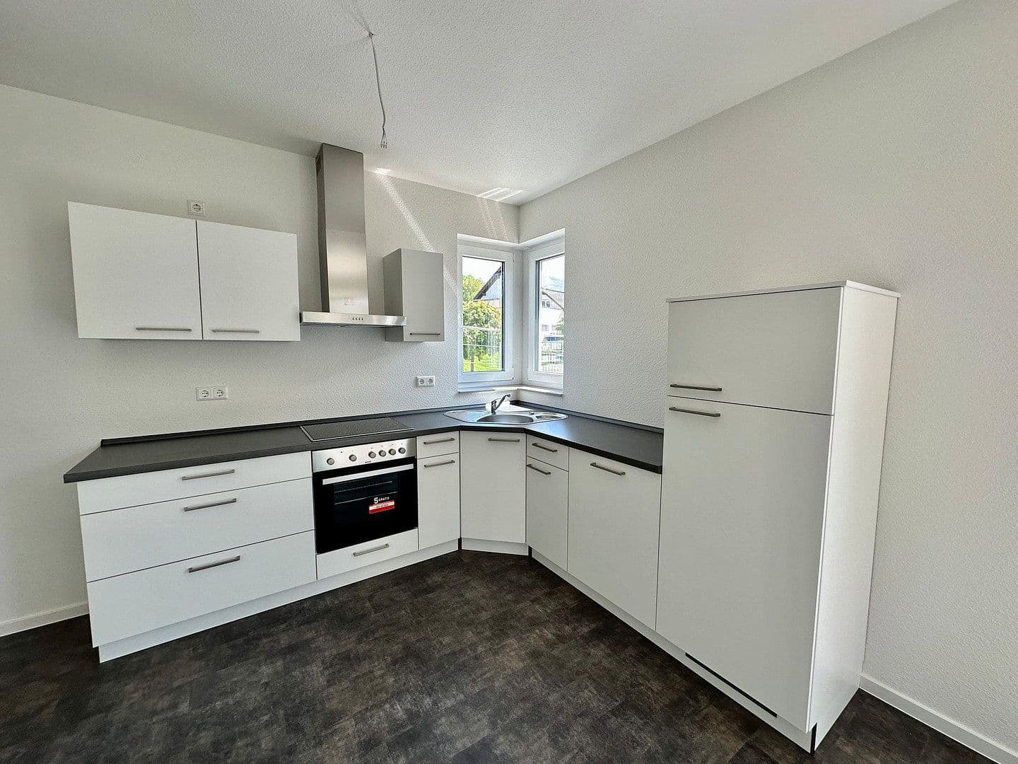 Pronájem bytu 3+1 86 m², Gemünden, Porýní-Falc Pronájem bytu 3+1 86 m², Gemünden, Porýní-Falc
