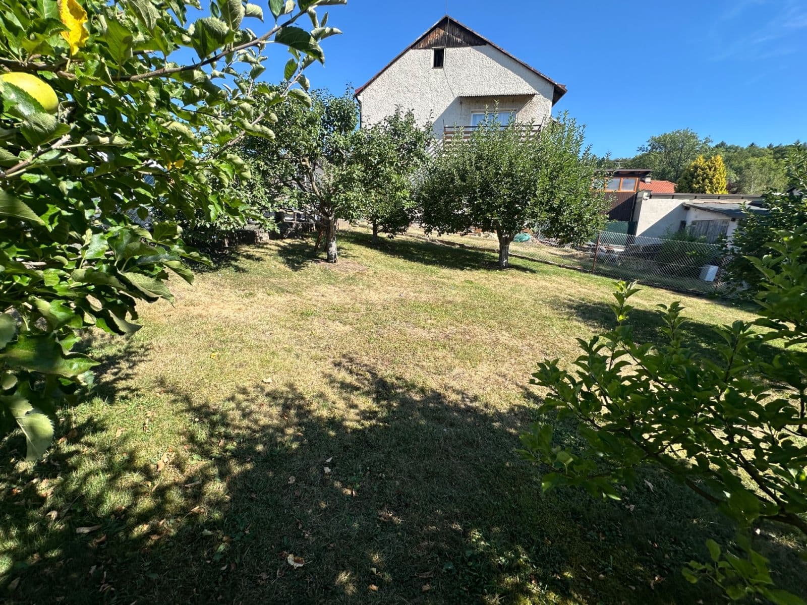 Prodej pozemku 404 m², Dvůr Králové nad Labem, Královéhradecký kraj Prodej pozemku 404 m², Dvůr Králové nad Labem, Královéhradecký kraj