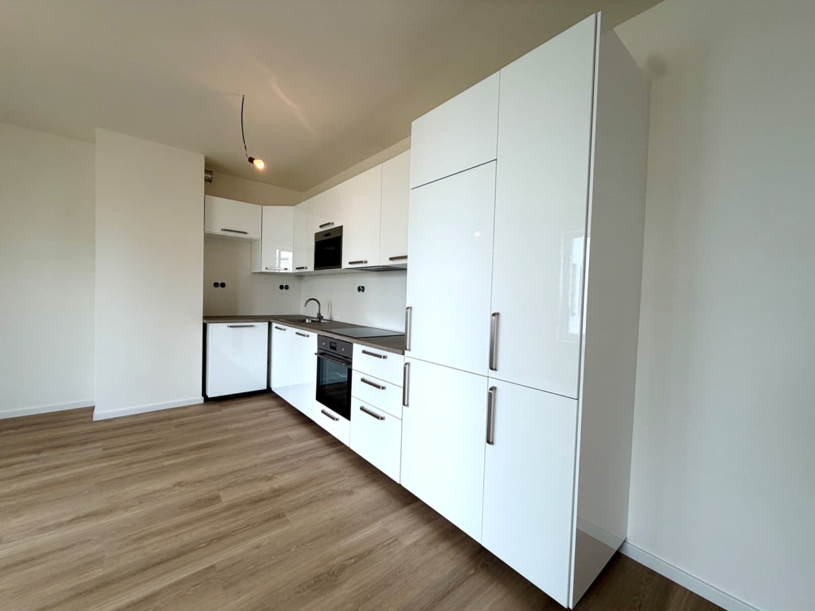Pronájem bytu 2+kk 55 m², Divíškové, Praha, Praha Pronájem bytu 2+kk 55 m², Divíškové, Praha, Praha
