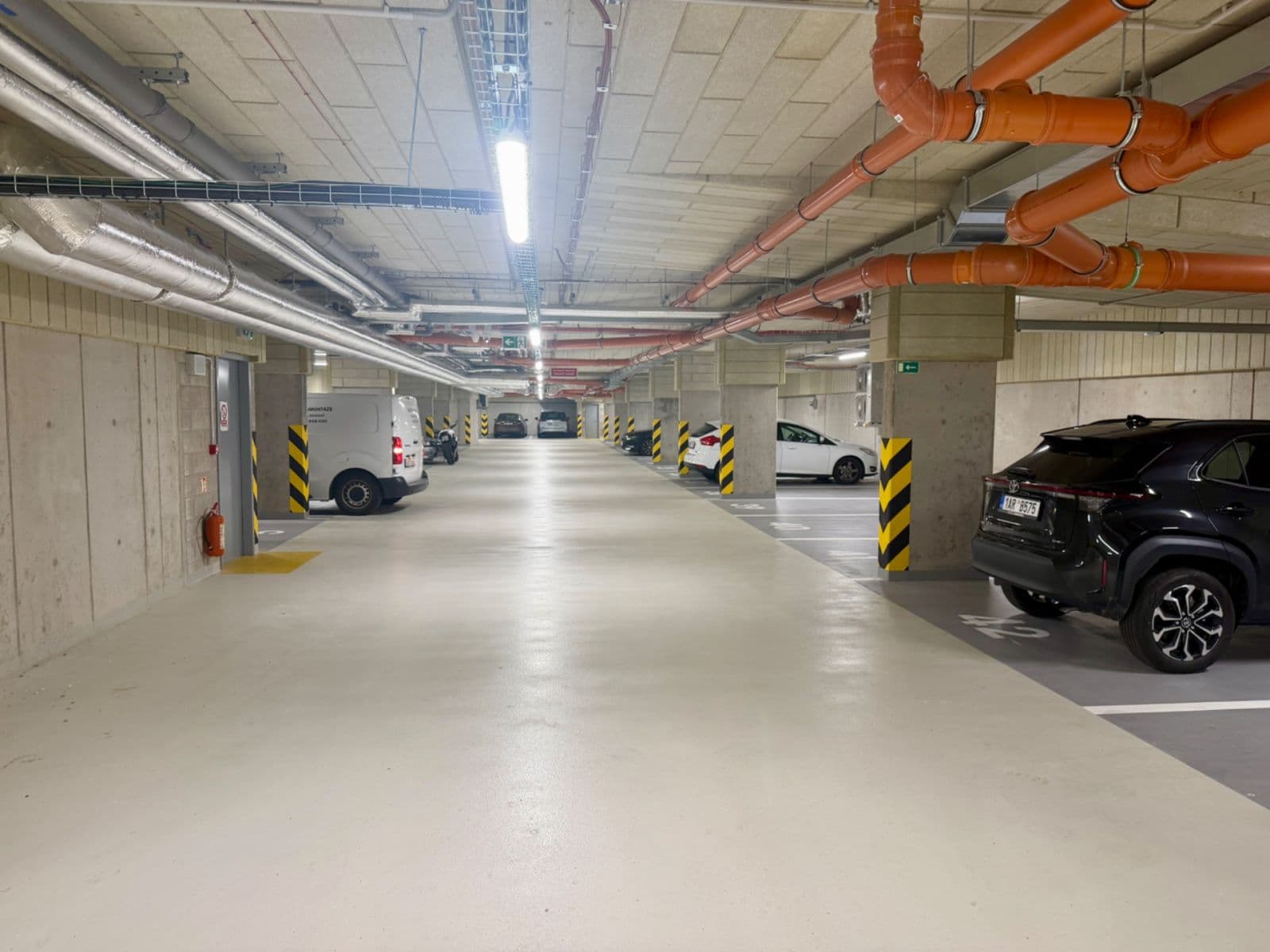 Pronájem bytu 2+kk 55 m², Divíškové, Praha, Praha Pronájem bytu 2+kk 55 m², Divíškové, Praha, Praha