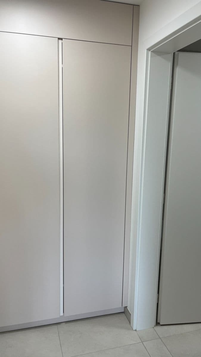 Pronájem bytu 1+kk 40 m², Kardašovská, Praha, Praha Pronájem bytu 1+kk 40 m², Kardašovská, Praha, Praha