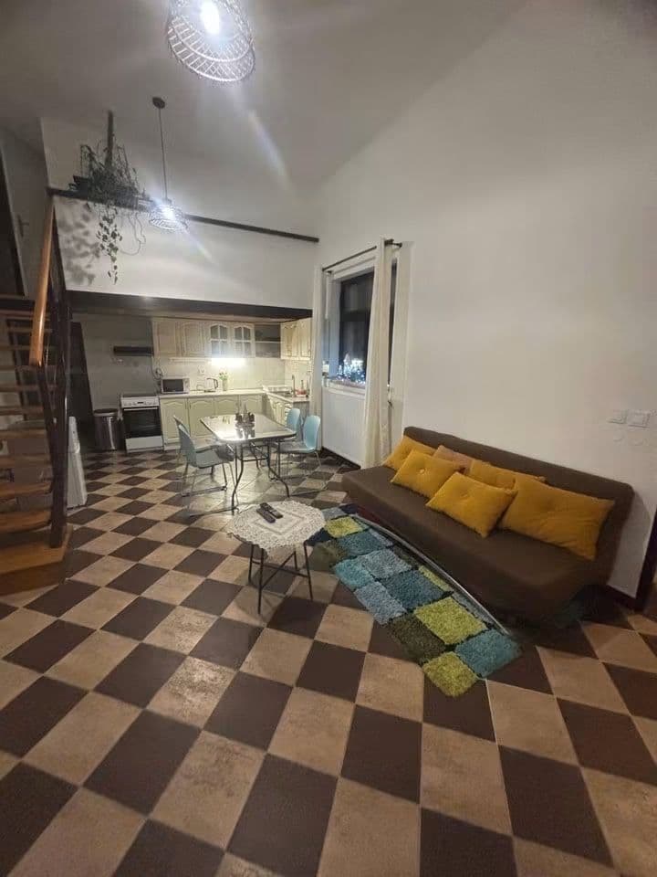 Pronájem bytu 3+1 100 m², V. Slukova, Veselí nad Lužnicí, Jihočeský kraj Pronájem bytu 3+1 100 m², V. Slukova, Veselí nad Lužnicí, Jihočeský kraj