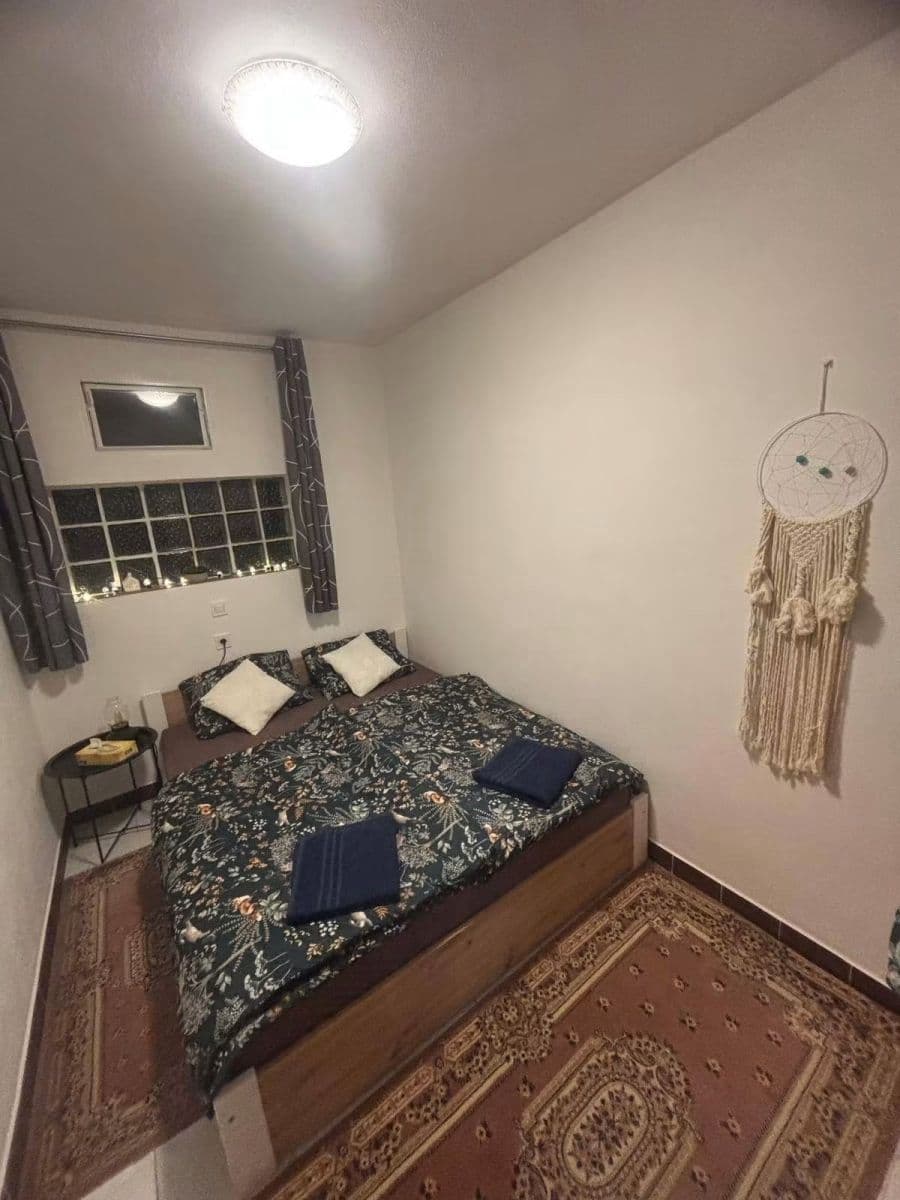 Pronájem bytu 3+1 100 m², V. Slukova, Veselí nad Lužnicí, Jihočeský kraj Pronájem bytu 3+1 100 m², V. Slukova, Veselí nad Lužnicí, Jihočeský kraj