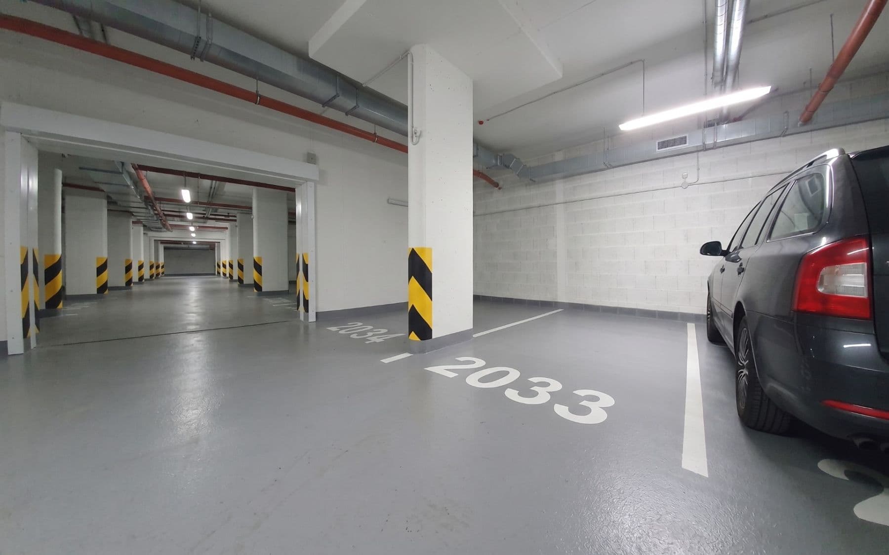 Pronájem garáže 15 m², Waltariho, Praha, Praha Pronájem garáže 15 m², Waltariho, Praha, Praha