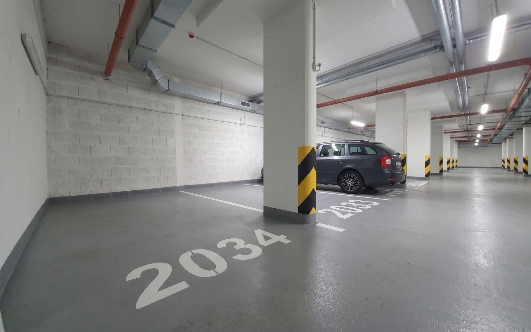 Pronájem garáže 15 m², Waltariho, Praha, Praha Pronájem garáže 15 m², Waltariho, Praha, Praha